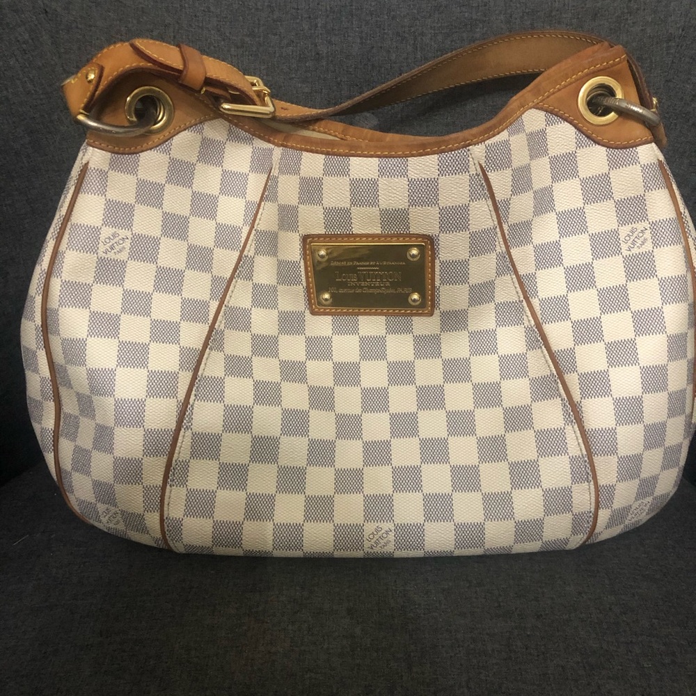 Authentic Azure Galleria